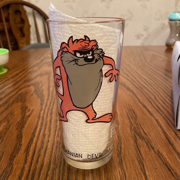 Vintage Looney Tunes Warner Brothers 1970’s Pepsi Collector Glasses - Picture 6 of 11